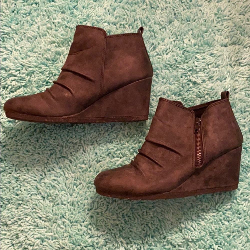 Charcoal Grey Leather Wedges - Picture 1 of 2